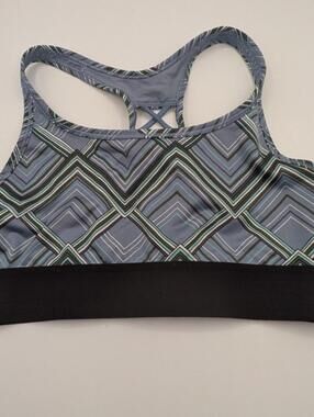 Victoria Sport Women's Medium Gray Geometric Racerback Medium Support Sports Bra